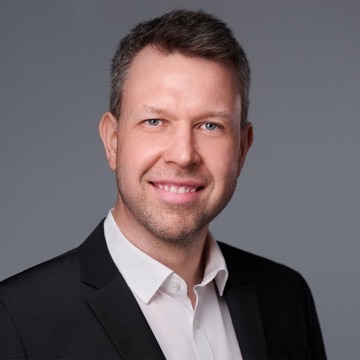 Farkas Bertalan Péter portréfotója