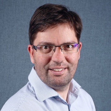 Horváth Ádám portréfotója
