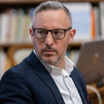 Dr. Nagy Róbert portréfotója